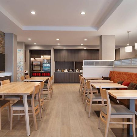 Towneplace Suites By Marriott Logan Zewnętrze zdjęcie